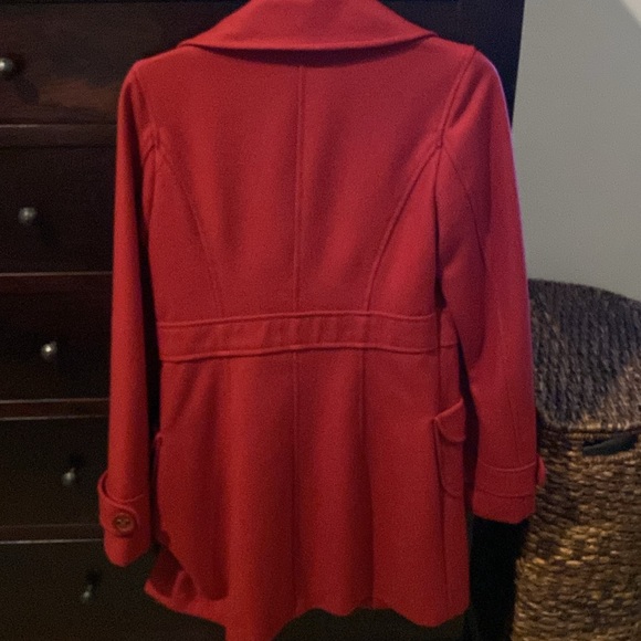 Tulle size smalll red coat - Picture 5 of 5